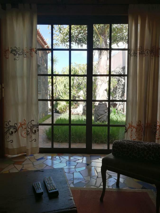 Вилла Casa Bienes Фуэнкальенте-де-ла-Пальма Экстерьер фото